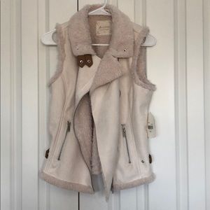 NWT Altar’d State Faux Suede and Fur Vest